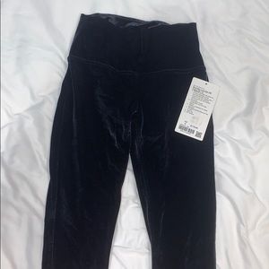 Lululemon Velvet leggings size 6. brand new